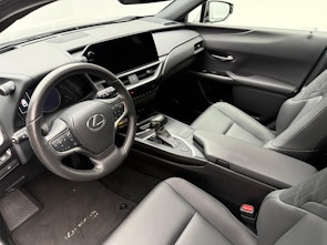 Vehicle image LEXUS UX 250h F-Line