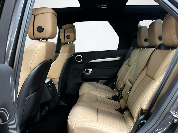 Vehicle image LAND ROVER DISCOVERY