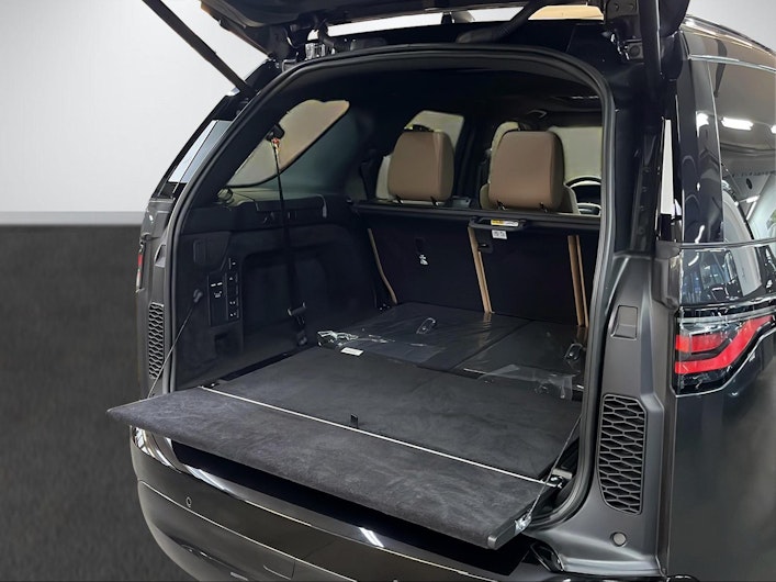 Vehicle image LAND ROVER DISCOVERY