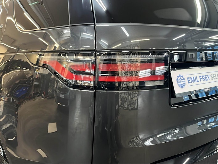 Vehicle image LAND ROVER DISCOVERY