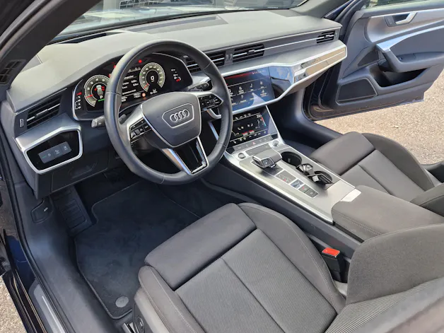 Audi A6 Avant 45 TFSI Sport S-tronic quattro