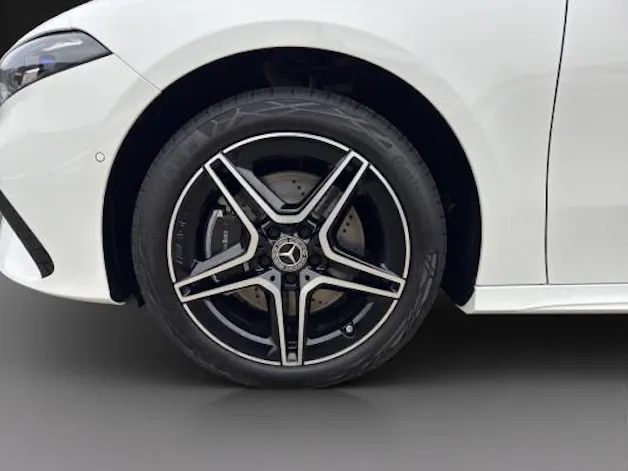 Mercedes-Benz A 250 e EQ Star 8G-DCT
