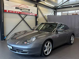 Porsche 911 Carrera 4