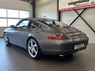 Porsche 911 Carrera 4