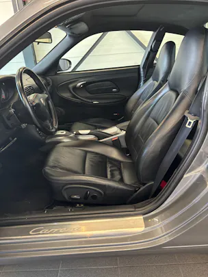 Porsche 911 Carrera 4