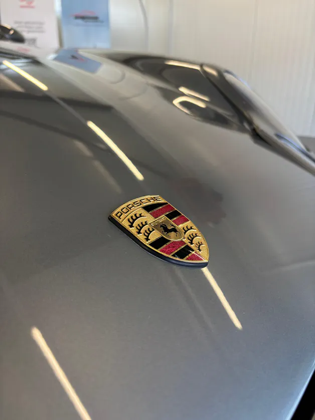 Porsche 911 Carrera 4
