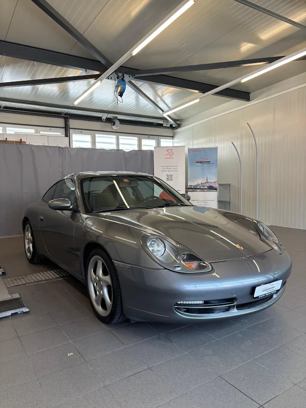 Porsche 911 Carrera 4