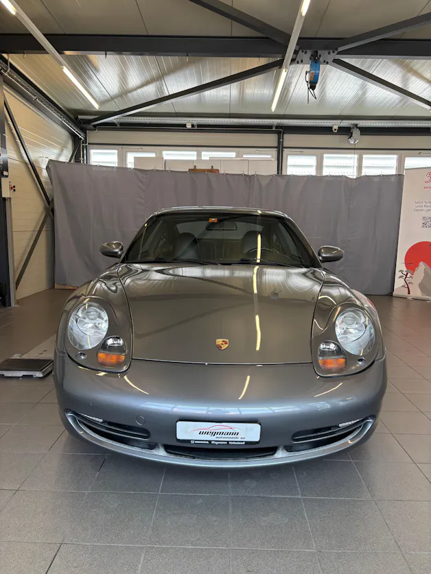 Porsche 911 Carrera 4