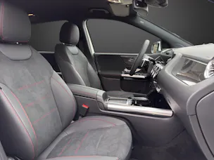 Mercedes-Benz B 220 4Matic 8G-DCT