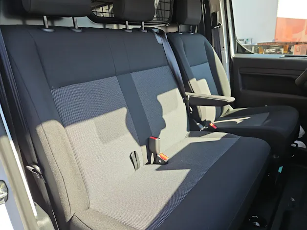 Peugeot Expert 2.0 BlueHDi 145 S&S Standard EAT8