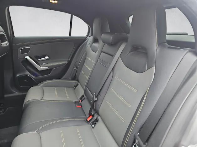 Mercedes-Benz A 45 S AMG 4Matic+ Speedshift