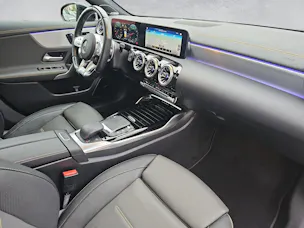 Mercedes-Benz A 45 S AMG 4Matic+ Speedshift