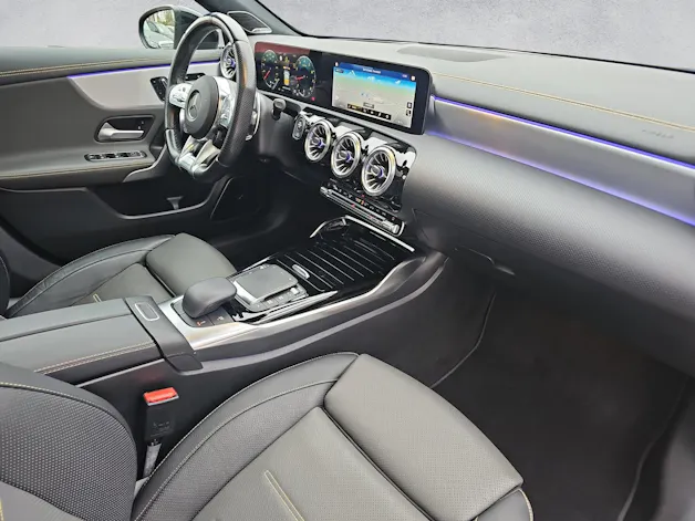 Mercedes-Benz A 45 S AMG 4Matic+ Speedshift