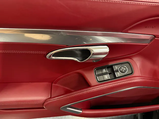 Porsche 718 Boxster 2.0
