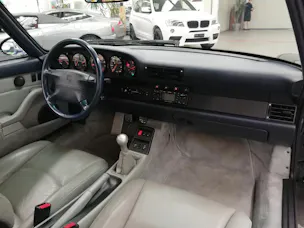 Porsche 911 Carrera 4