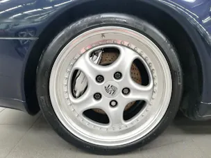 Porsche 911 Carrera 4