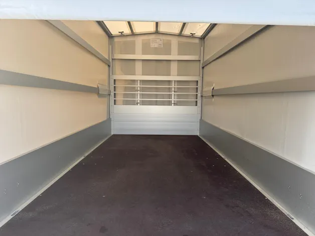 Iveco Daily Brücke m.Verdeck+Hebebühne