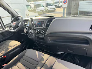 Iveco Daily Brücke m.Verdeck+Hebebühne