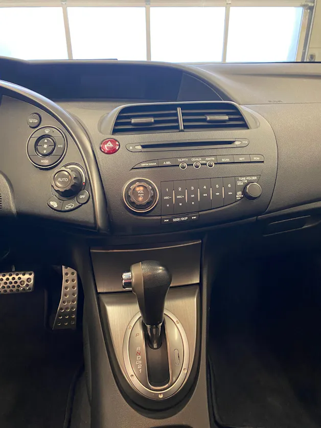 Honda Civic 1.8i Sport Automatic