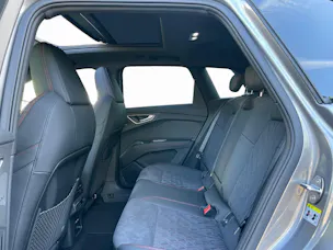 Audi Q4 e-tron 45 Edition Swiss Ski quattro