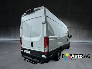 Iveco 35S18HA8