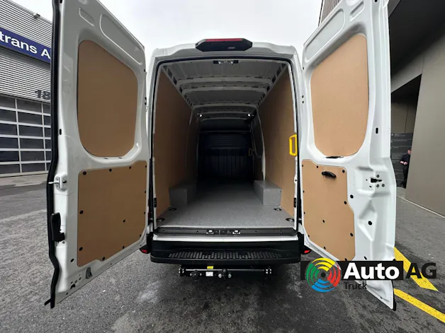 Iveco 35S18HA8