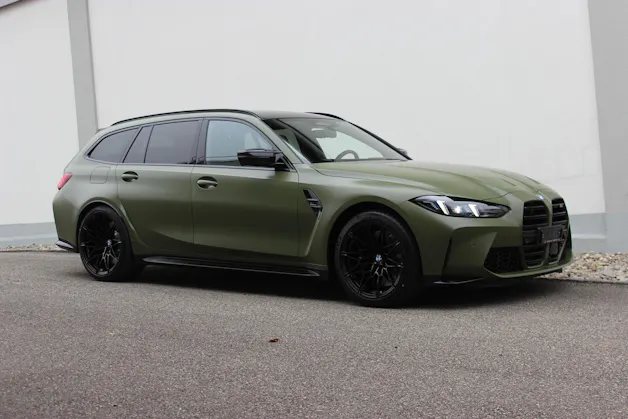 BMW M3 Touring xDrive Competition Individual frozen urban green *1.9%-LEASINGAKTION* 🏖️JUNI-ANGEBOT🏖️