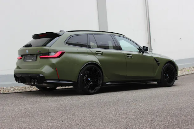 BMW M3 Touring xDrive Competition Individual frozen urban green *1.9%-LEASINGAKTION* 🏖️JUNI-ANGEBOT🏖️