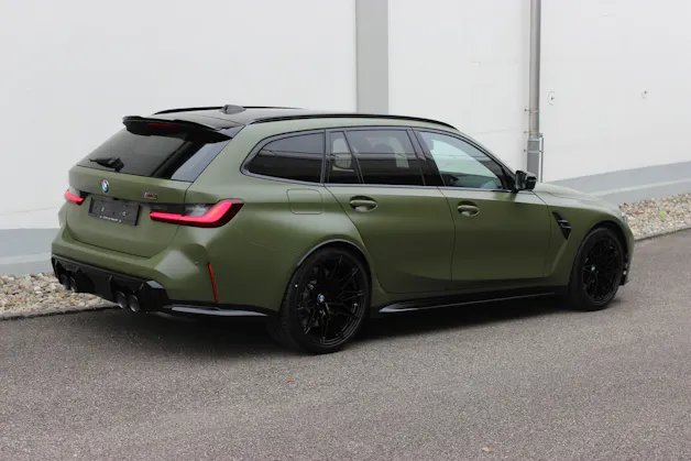 BMW M3 Touring xDrive Competition Individual frozen urban green *1.9%-LEASINGAKTION* 🏖️JUNI-ANGEBOT🏖️