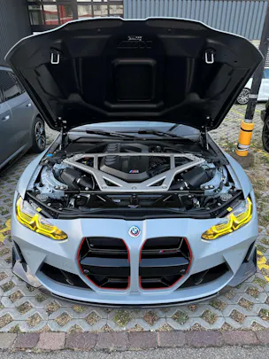 BMW M4 CSL Coupé