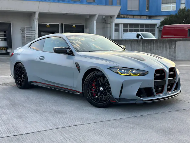 BMW M4 CSL Coupé