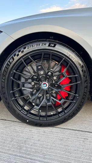 BMW M4 CSL Coupé