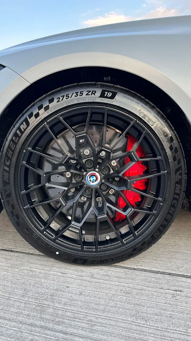 BMW M4 CSL Coupé