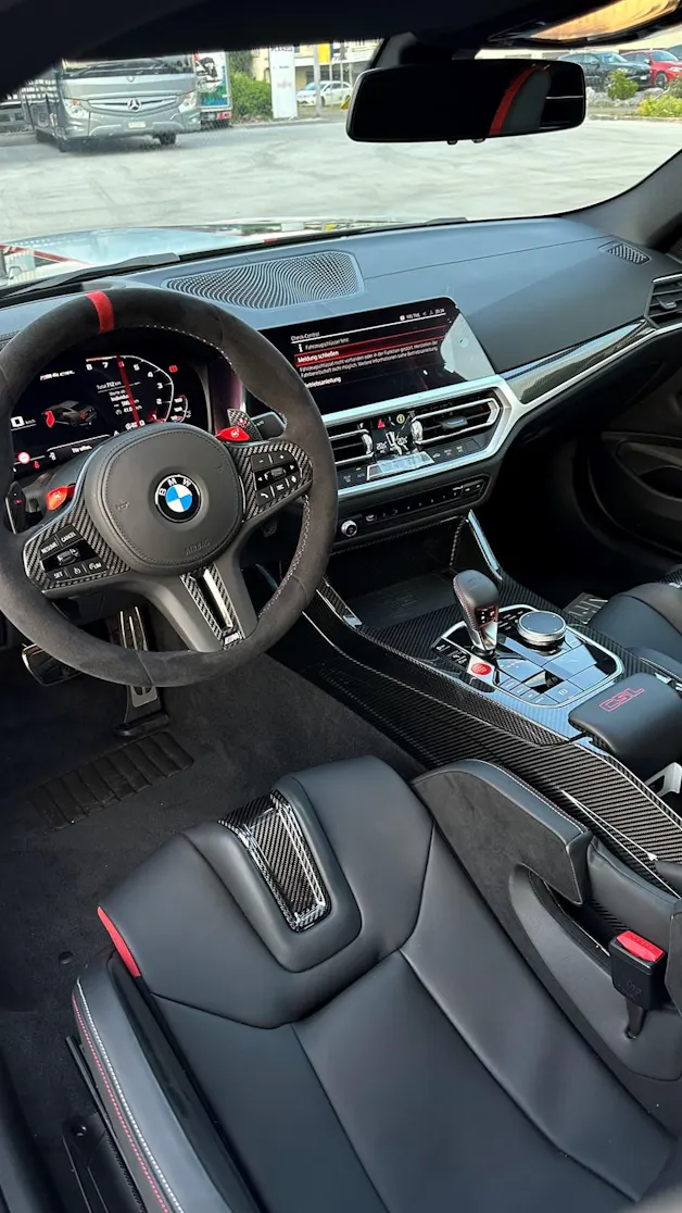 BMW M4 CSL Coupé