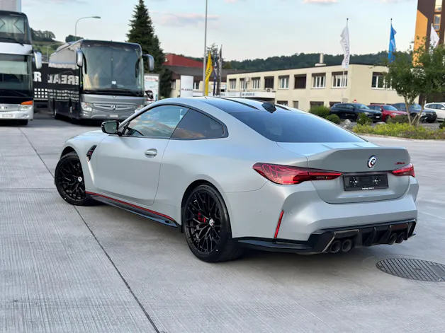 BMW M4 CSL Coupé