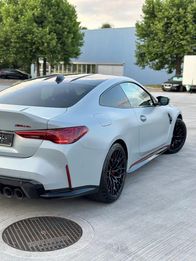 BMW M4 CSL Coupé