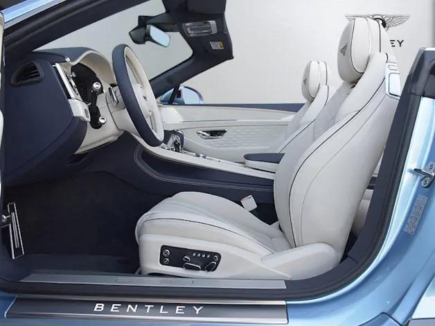 Bentley Continental GTC 4.0 V8 PHEV Speed 782 PS