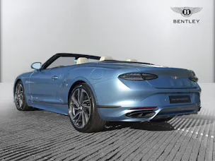 Bentley Continental GTC 4.0 V8 PHEV Speed 782 PS