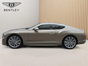 Bentley Continental GT 4.0 V8 PHEV Speed 782 PS/ 1.9 % Leasing möglich