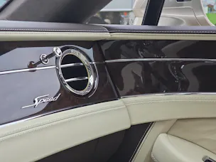 Bentley Continental GT 4.0 V8 PHEV Speed 782 PS/ 1.9 % Leasing möglich