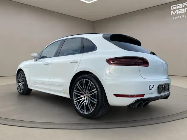 Porsche Macan GTS PDK