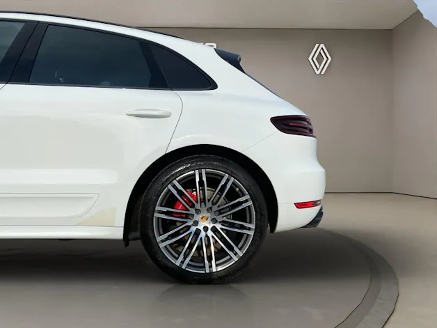 Porsche Macan GTS PDK