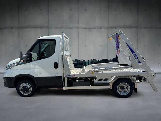 Iveco eDaily 50C14E mit Wechselladekipper WELAKI
