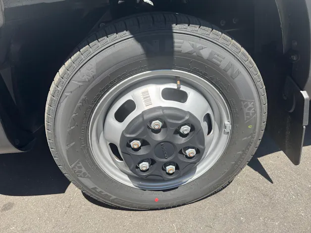 Iveco eDaily 50C14E mit Wechselladekipper WELAKI