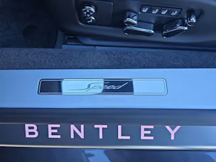 Bentley Continental GTC 4.0 V8 PHEV Speed 782 PS/ 1.9 % Leasing möglich