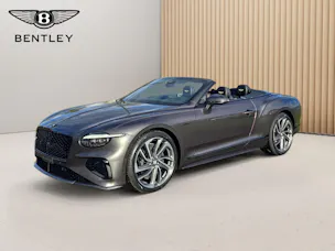 Bentley Continental GTC 4.0 V8 PHEV Speed 782 PS/ 1.9 % Leasing möglich
