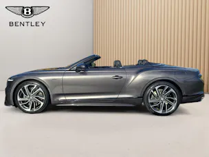 Bentley Continental GTC 4.0 V8 PHEV Speed 782 PS/ 1.9 % Leasing möglich