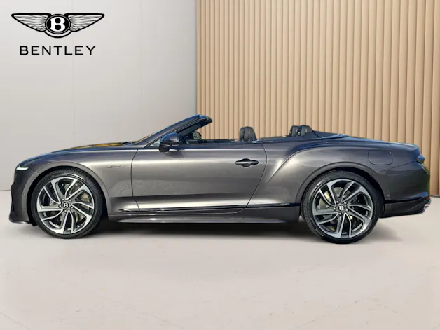 Bentley Continental GTC 4.0 V8 PHEV Speed 782 PS/ 1.9 % Leasing möglich
