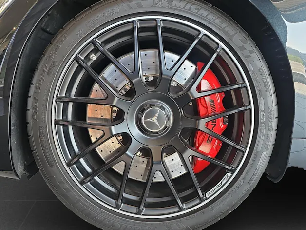 Mercedes-Benz AMG GT C Roadster Speedshift DCT