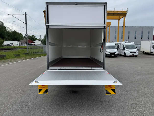 Iveco 35S16A8 Koffer/Hebebühne